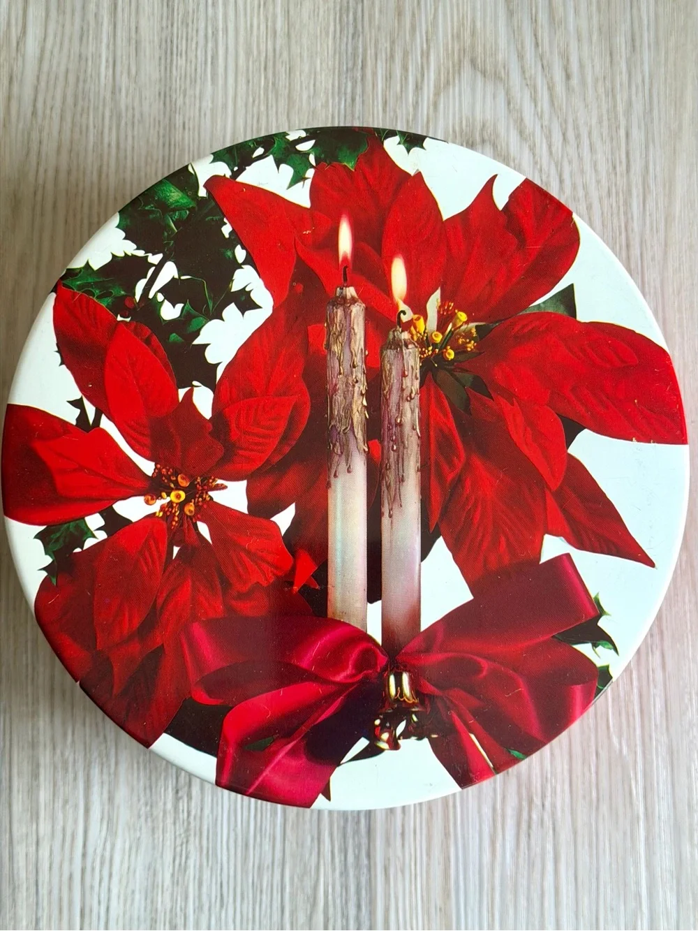 Vintage round decorative